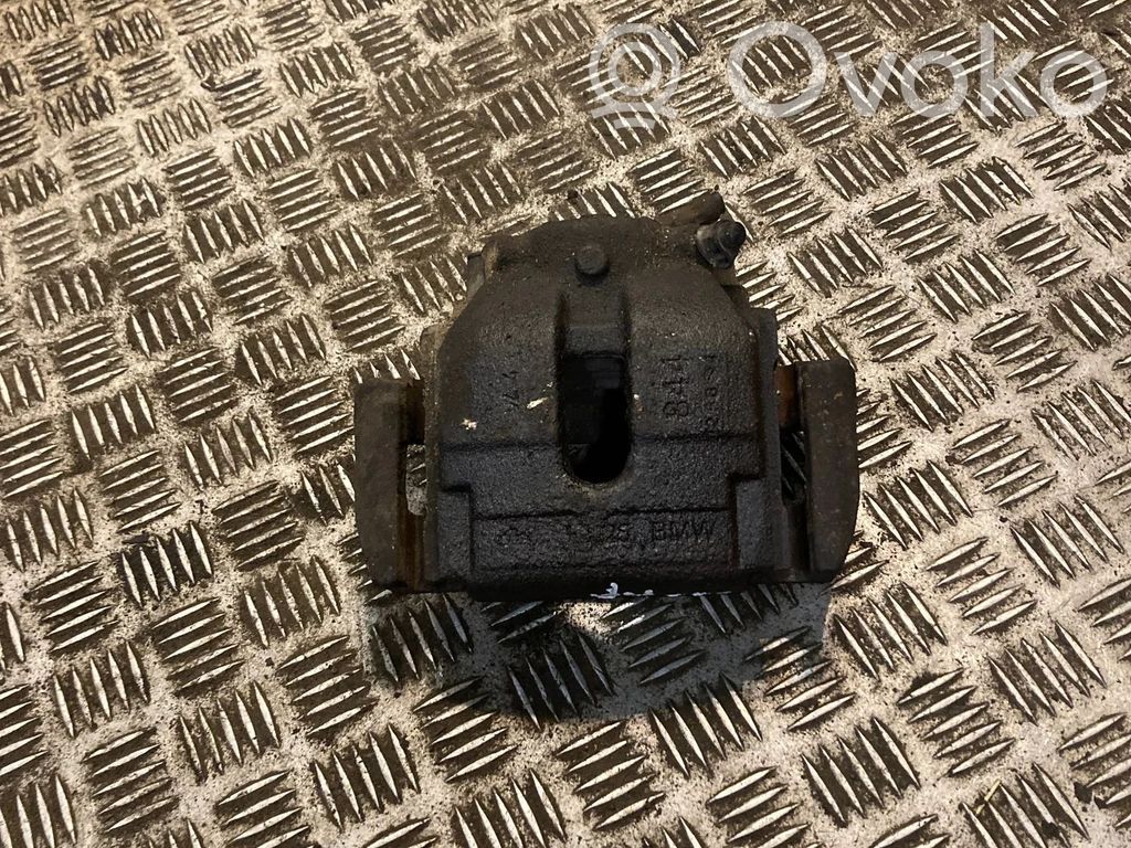 BMW X3 E83 Front brake caliper 