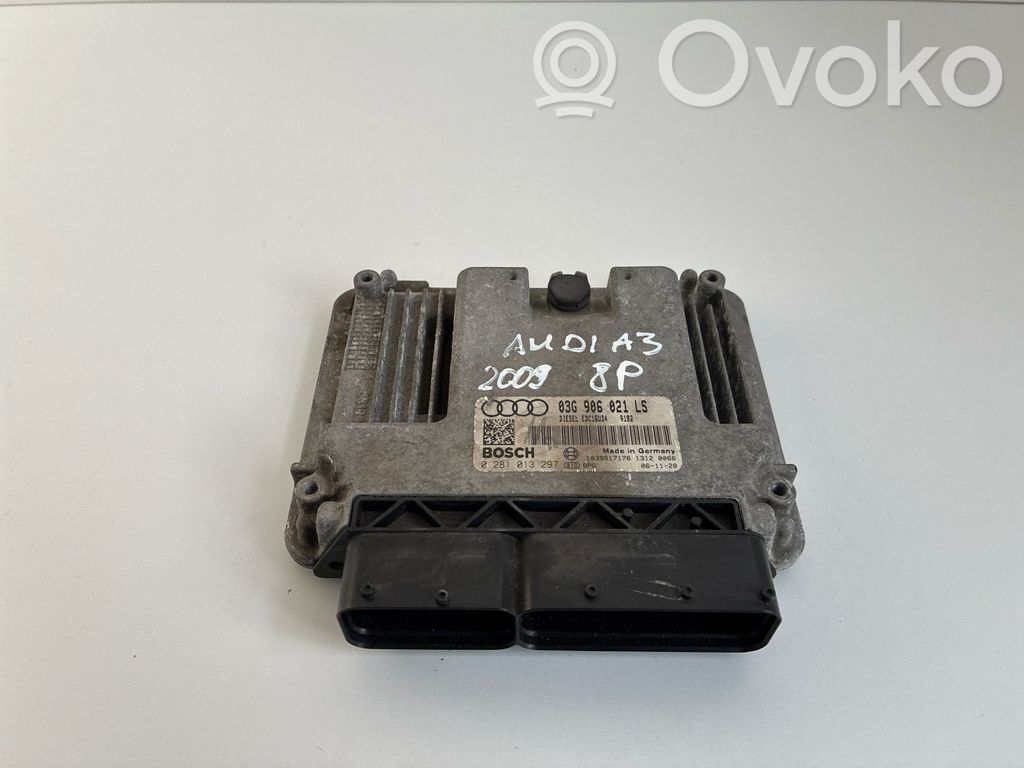 Audi A3 S3 A3 Sportback 8P Engine control unit/module 