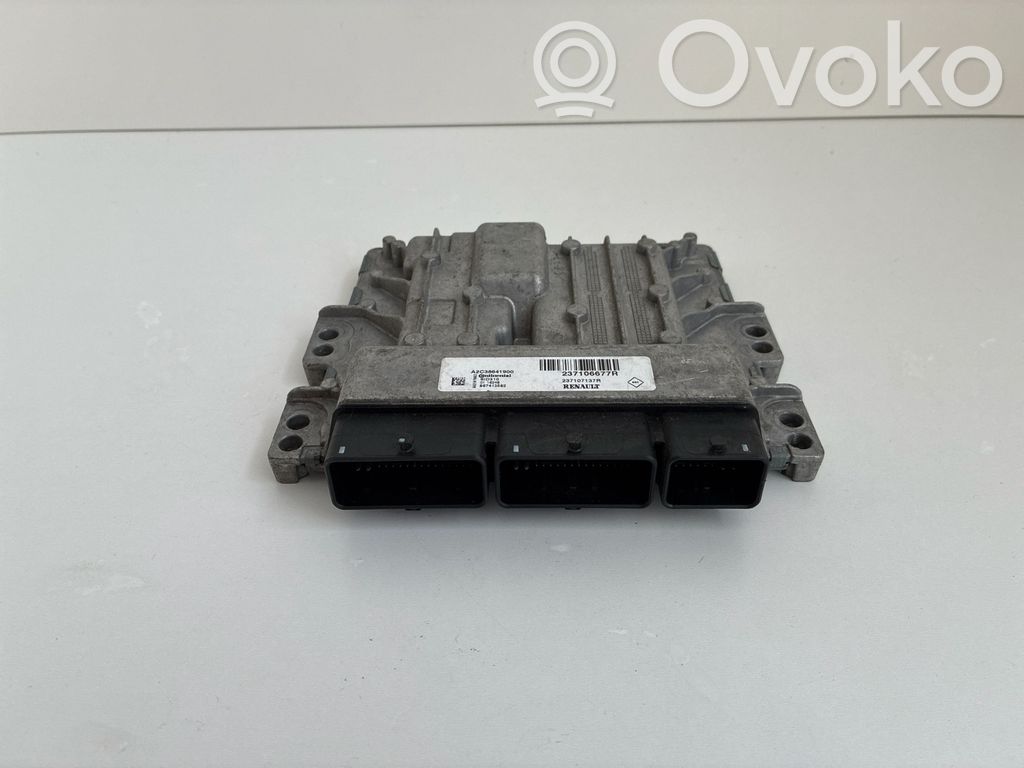 Renault Kadjar Engine control unit/module 