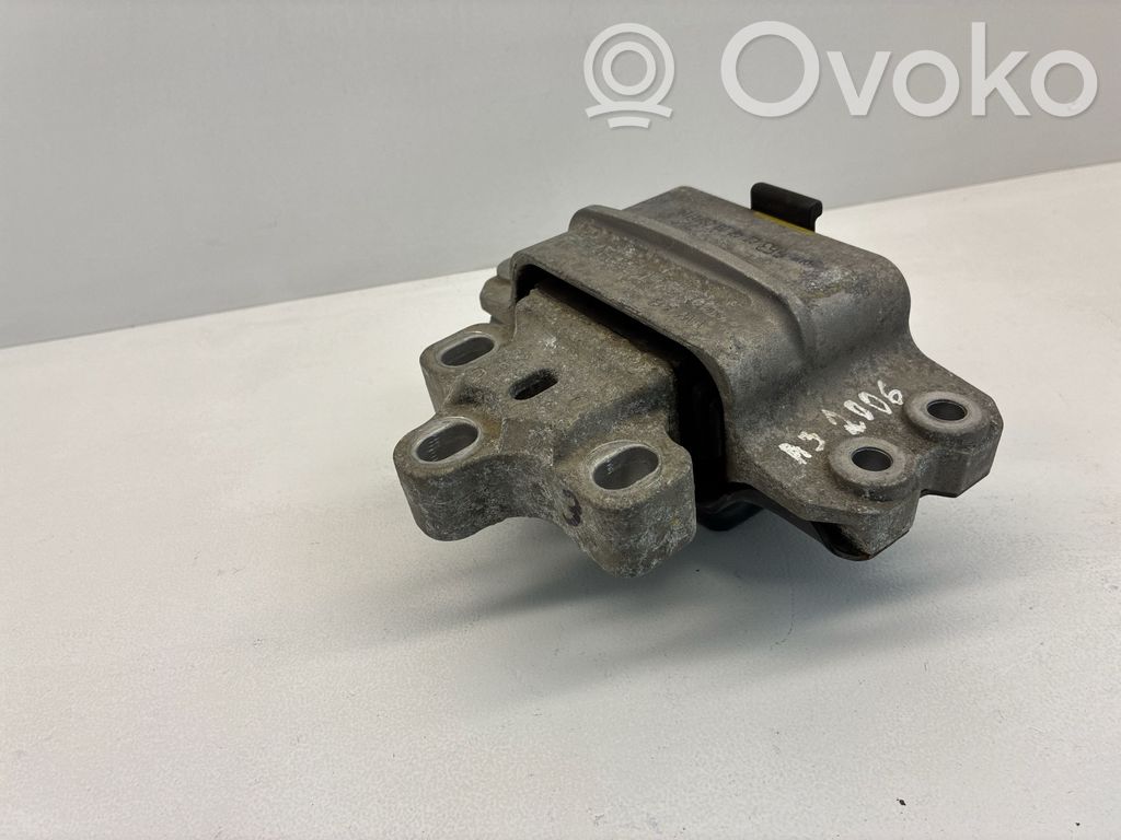 Audi A3 S3 8P Engine mount bracket 