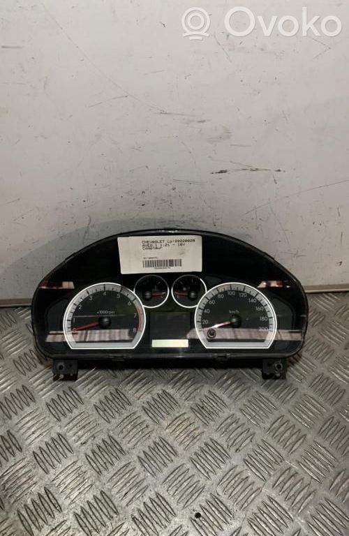 Chevrolet Aveo Compteur de vitesse tableau de bord