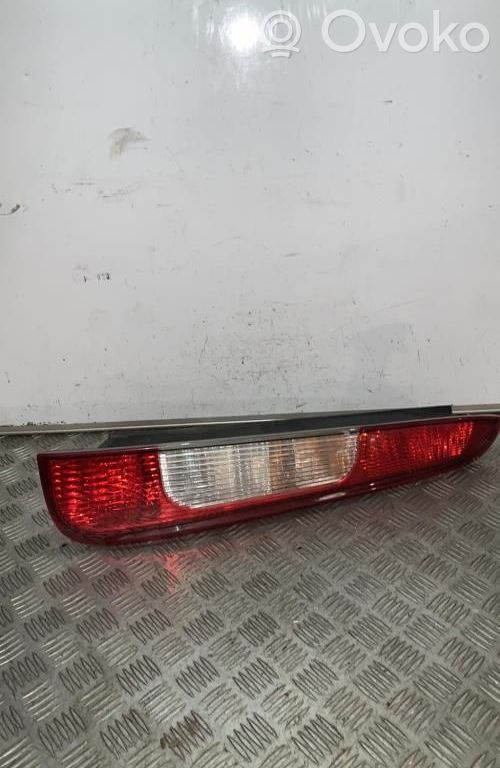 Lampa tylna   1347455