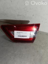Renault Clio IV Lampy tylnej klapy bagażnika