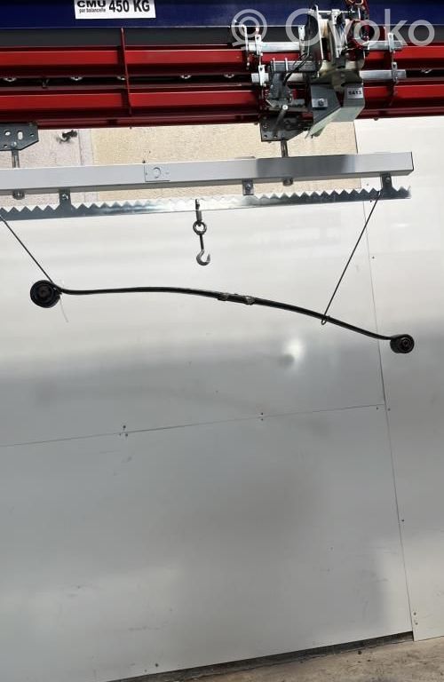 Rear leaf spring