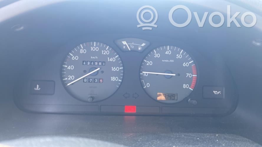 Citroen Saxo Semnalizator bară față 