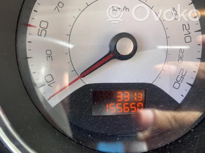 Peugeot 308 Vitre de fenêtre porte avant (4 portes)