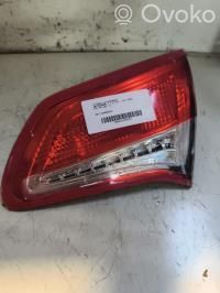 Citroen C4 II Luces portón trasero/de freno 