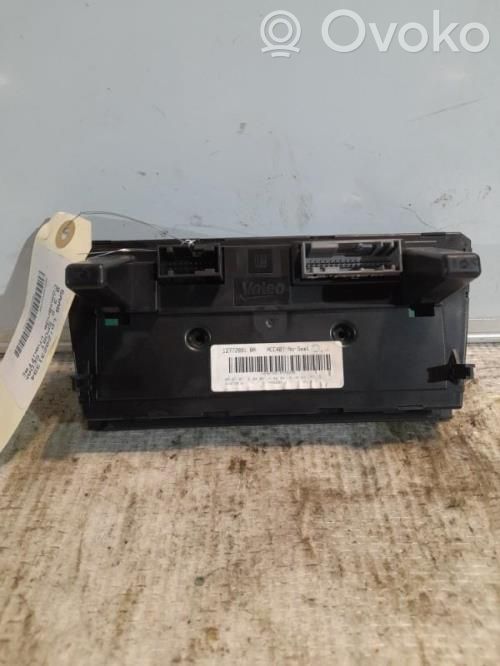 Unidad de control climatización   12772892