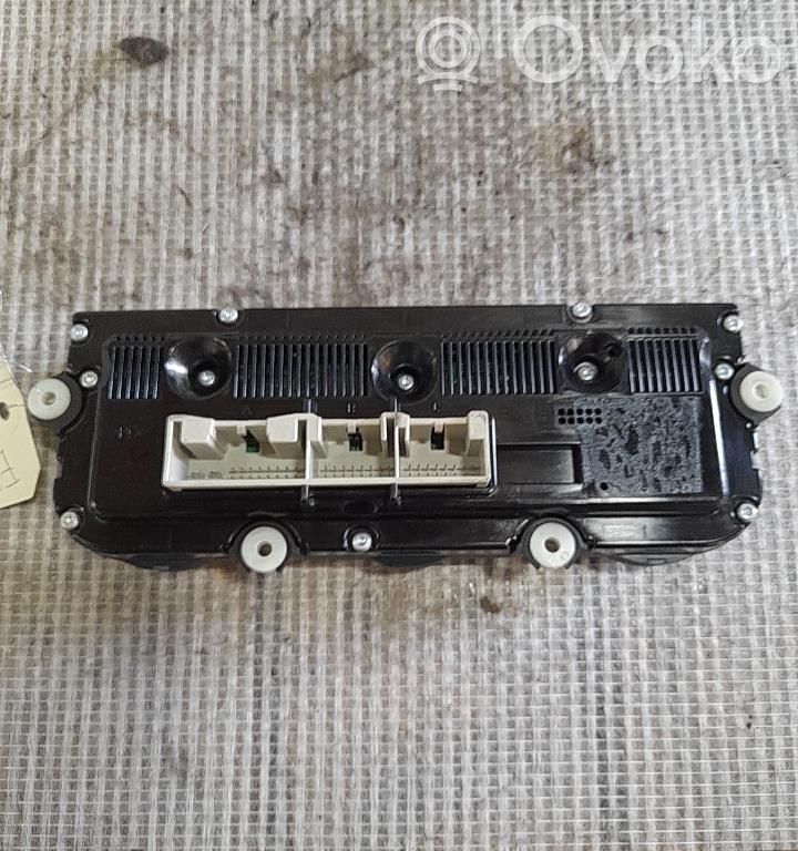 Volkswagen PASSAT B6 Ilmastoinnin ohjainlaite