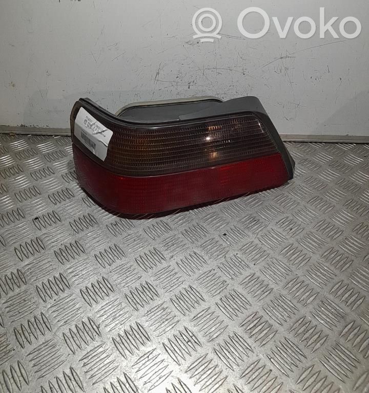 Peugeot 605 Lampă spate în caroserie 