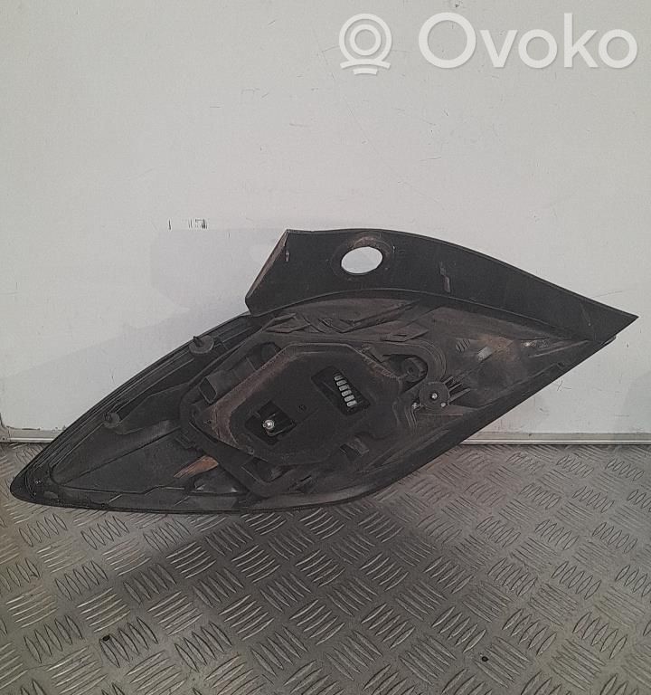 Opel Astra H Lampă spate în caroserie