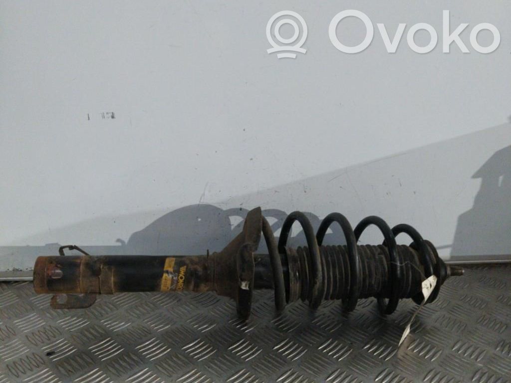 Volkswagen Golf IV Front shock absorber with coil spring 