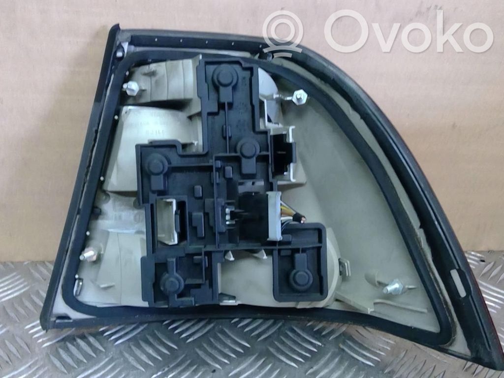 Opel Vectra B Feux arrière / postérieurs 