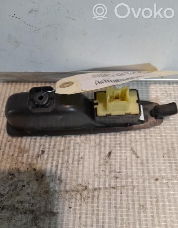 Renault Captur Interrupteur commade lève-vitre