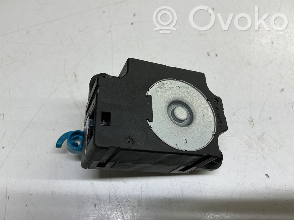 Nissan Note (E11) Motor/actuator clapetă aer 