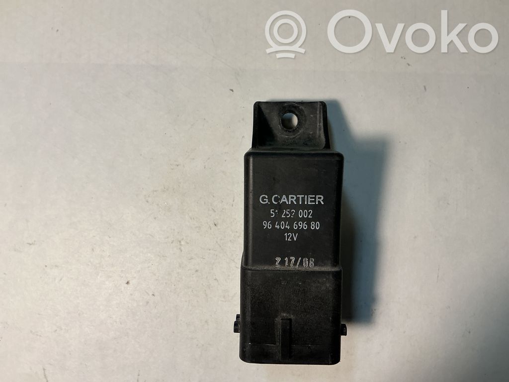 Peugeot 308 SW  Glow plug pre-heat relay 