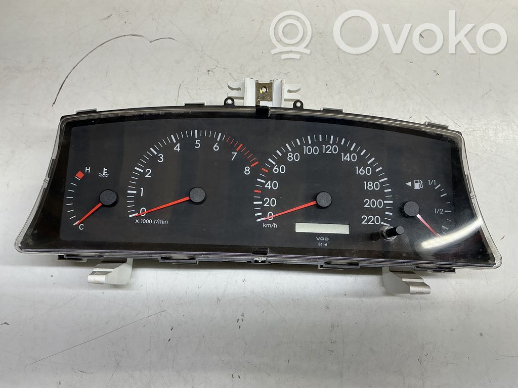 Toyota Corolla E120 E130 Speedometer (instrument cluster) 