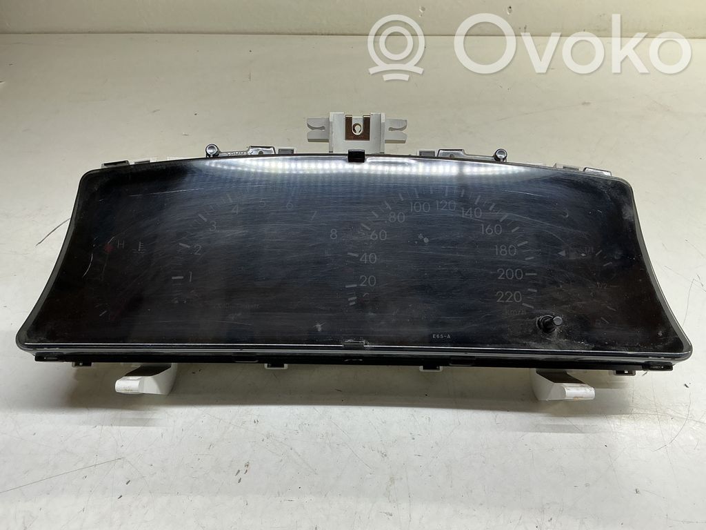 Toyota Corolla Verso E121 Licznik / Prędkościomierz 