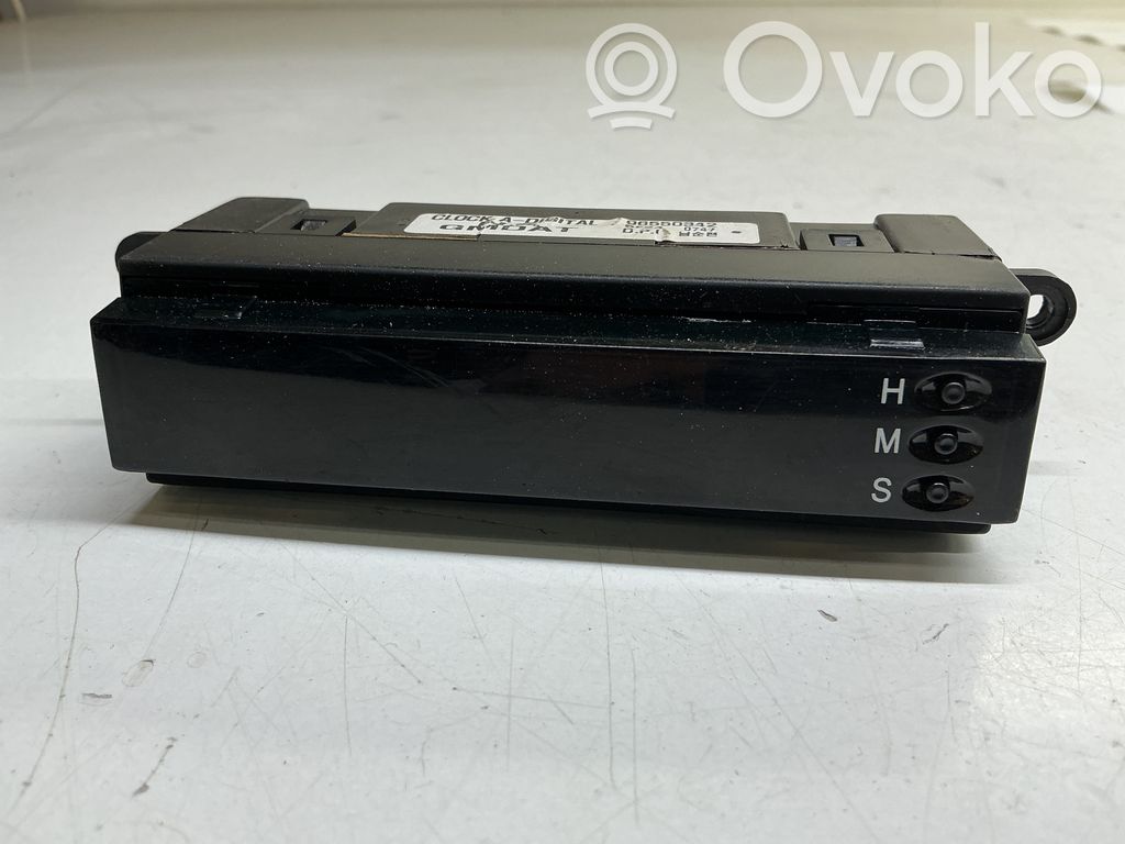 Daewoo Nubira Screen/display/small screen 