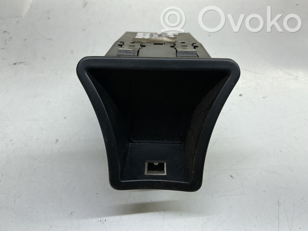 Alfa Romeo 156 Screen/display/small screen 