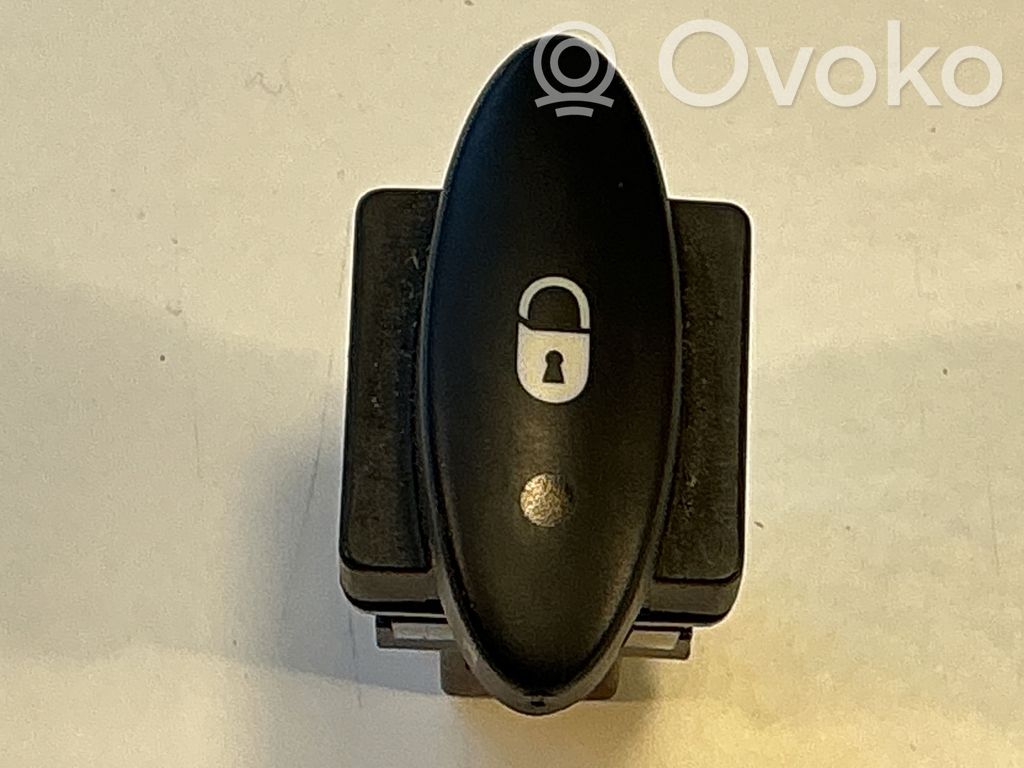 Citroen C5 Central locking switch button 