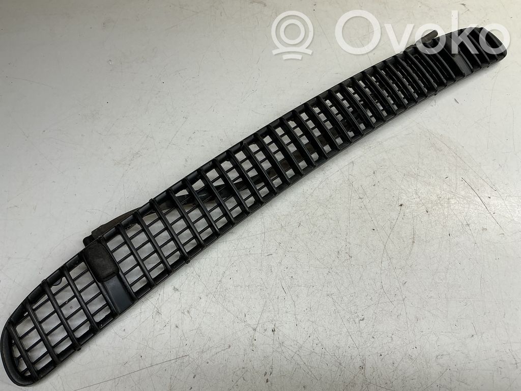 Grille calandre de capot   51137075312