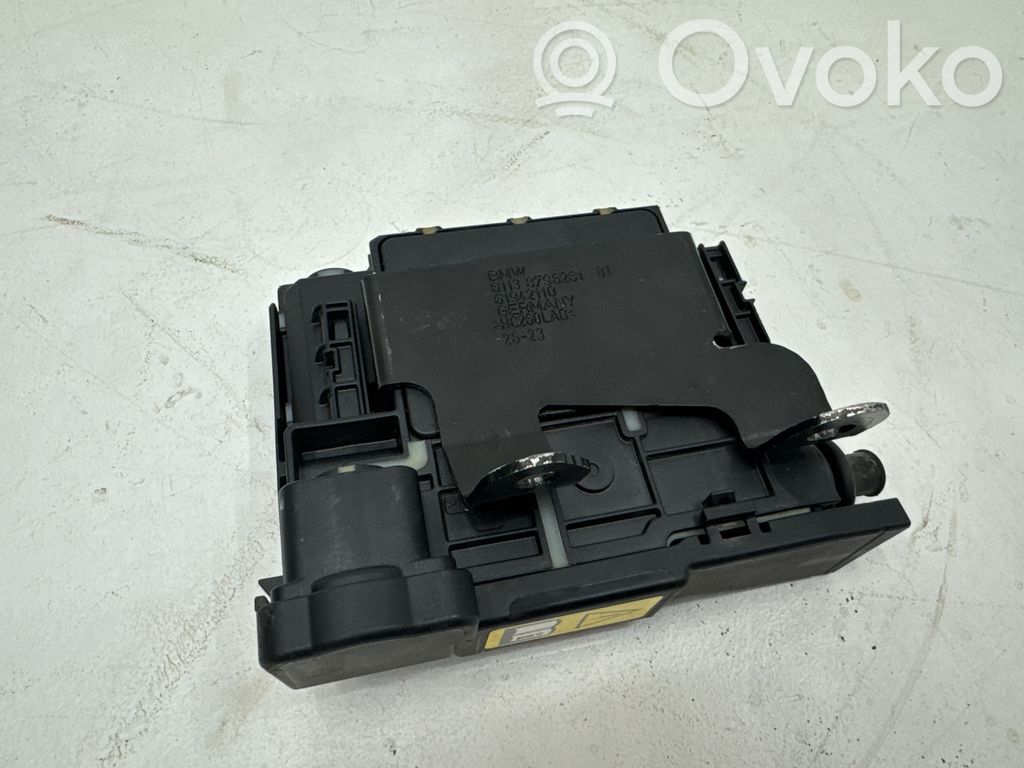 BMW 3 G20 G21 Muu moottoritilan osa 