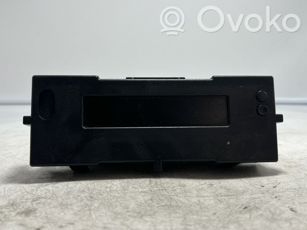 Renault Clio III Screen/display/small screen 