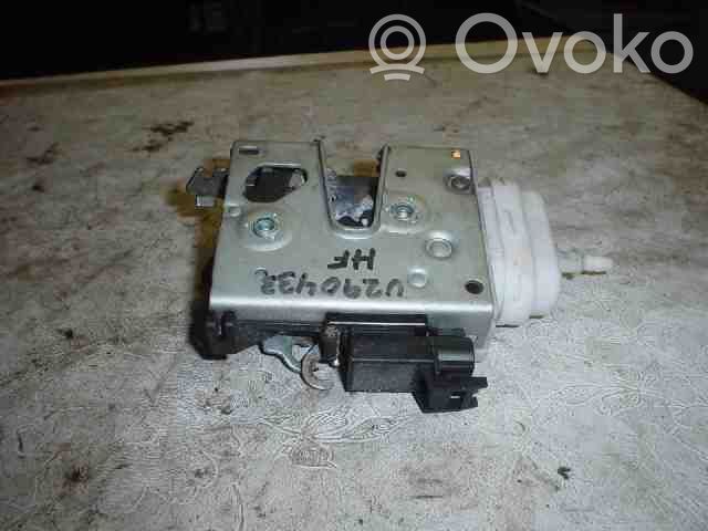 Zamek drzwi przednich   4D0137A