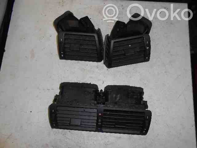 Dash center air vent grill   363199