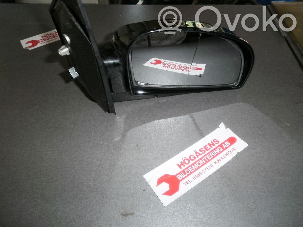 Hyundai Getz Front door electric wing mirror 