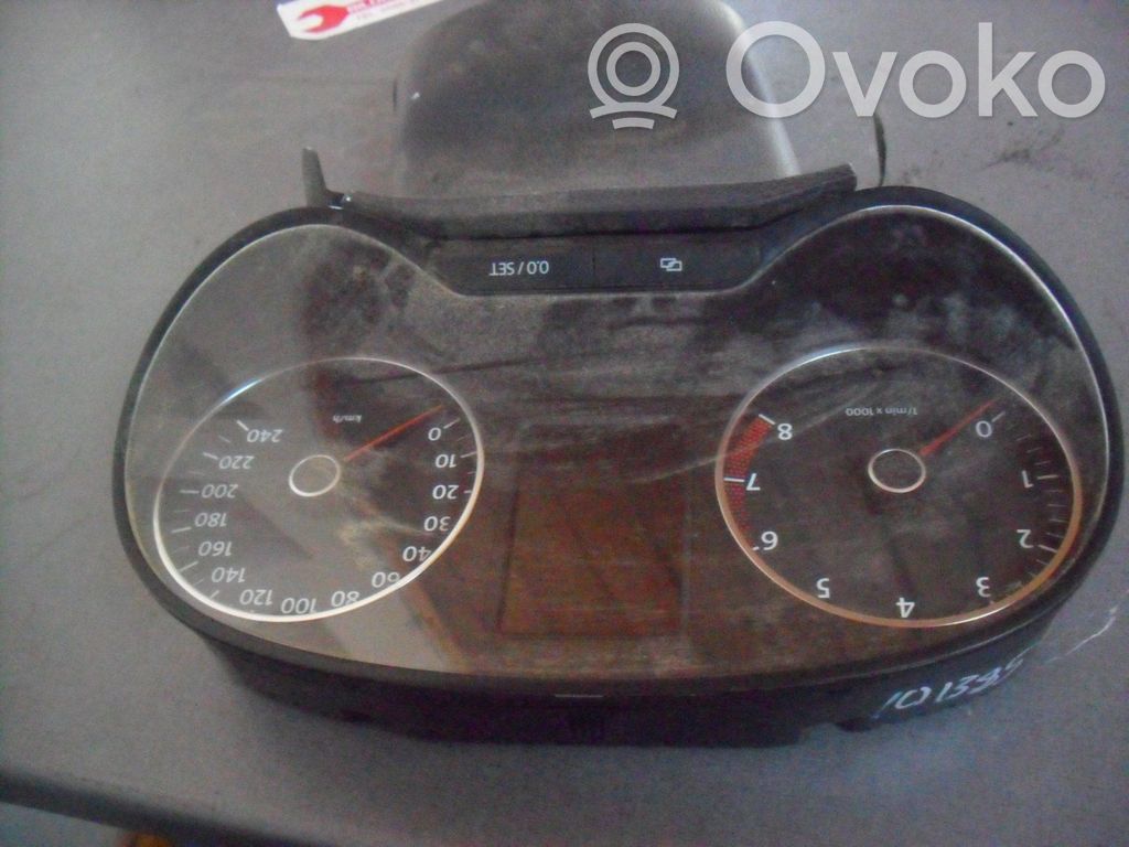 Volkswagen Polo V 6R Licznik / Prędkościomierz 