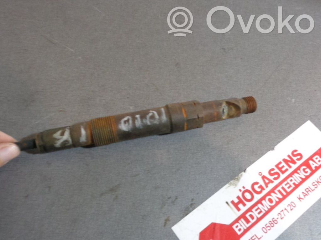 Fuel injector