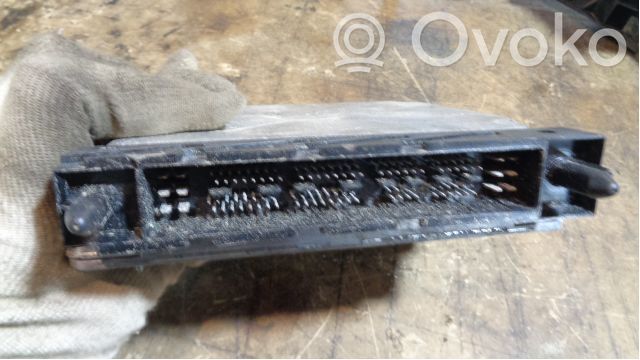 Unité de commande / module d'injection   B5244SE
