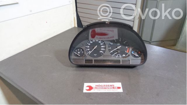 Spidometrs (instrumentu panelī)   62118374336BMW,BMW62118370082