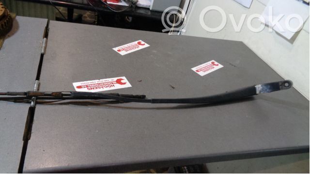 Toyota Yaris Front wiper blade arm 