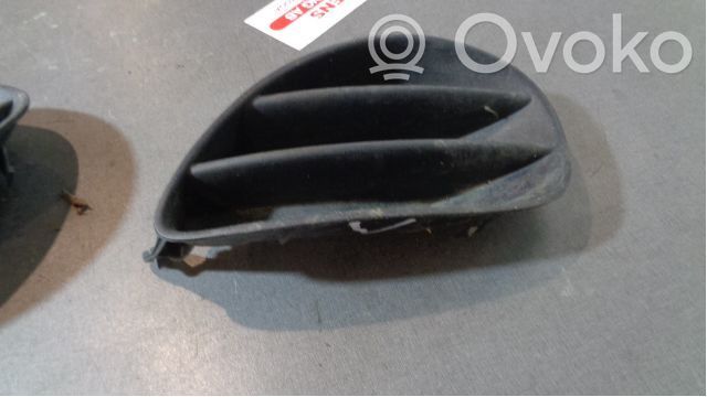Toyota Yaris Kita išorės detalė 