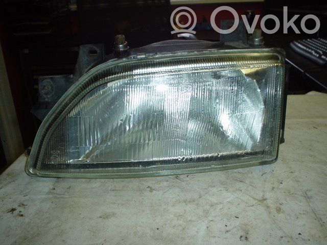 Opel Astra F Phare frontale 