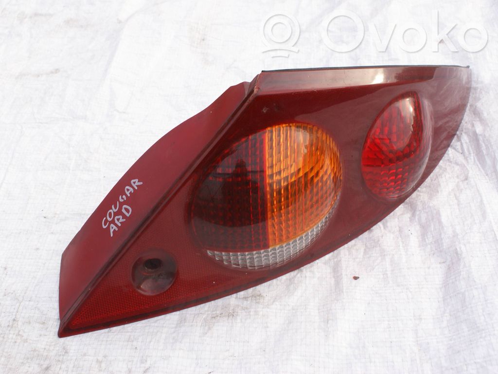 Ford Cougar Luci posteriori 