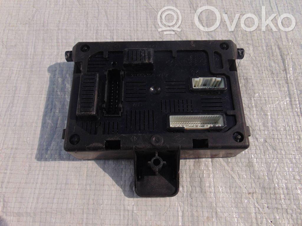Renault Clio III Comfort/convenience module 