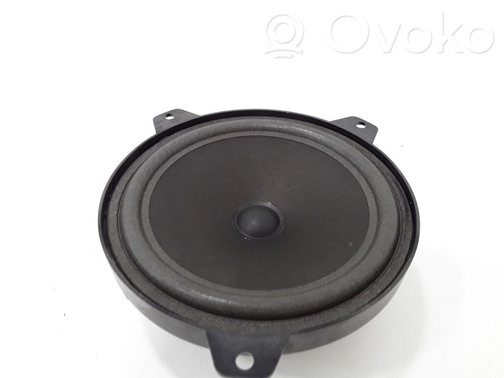 Etuoven kaiutin   8368233