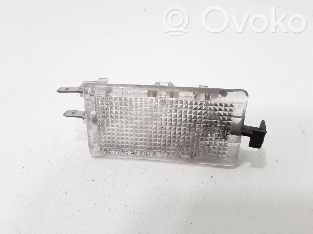 Volvo S40, V40 Éclairage lumière plafonnier arrière 
