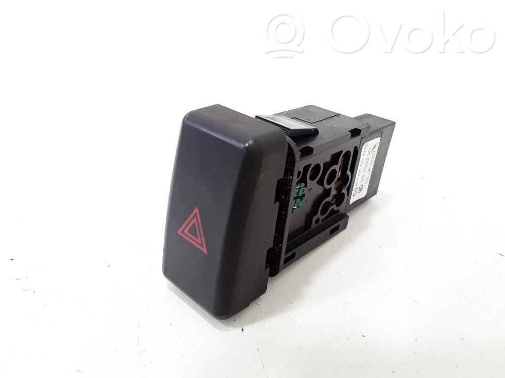 Mazda 3 I Hazard light switch 