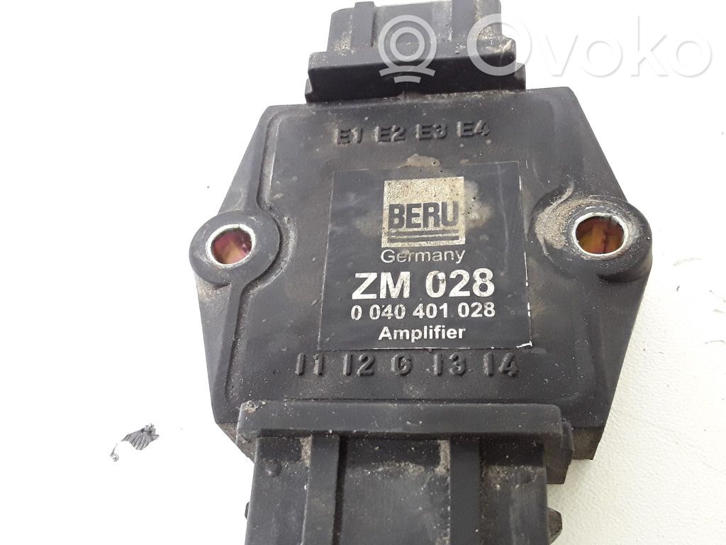 Audi A4 S4 B5 8D Distributeur d'allumage 