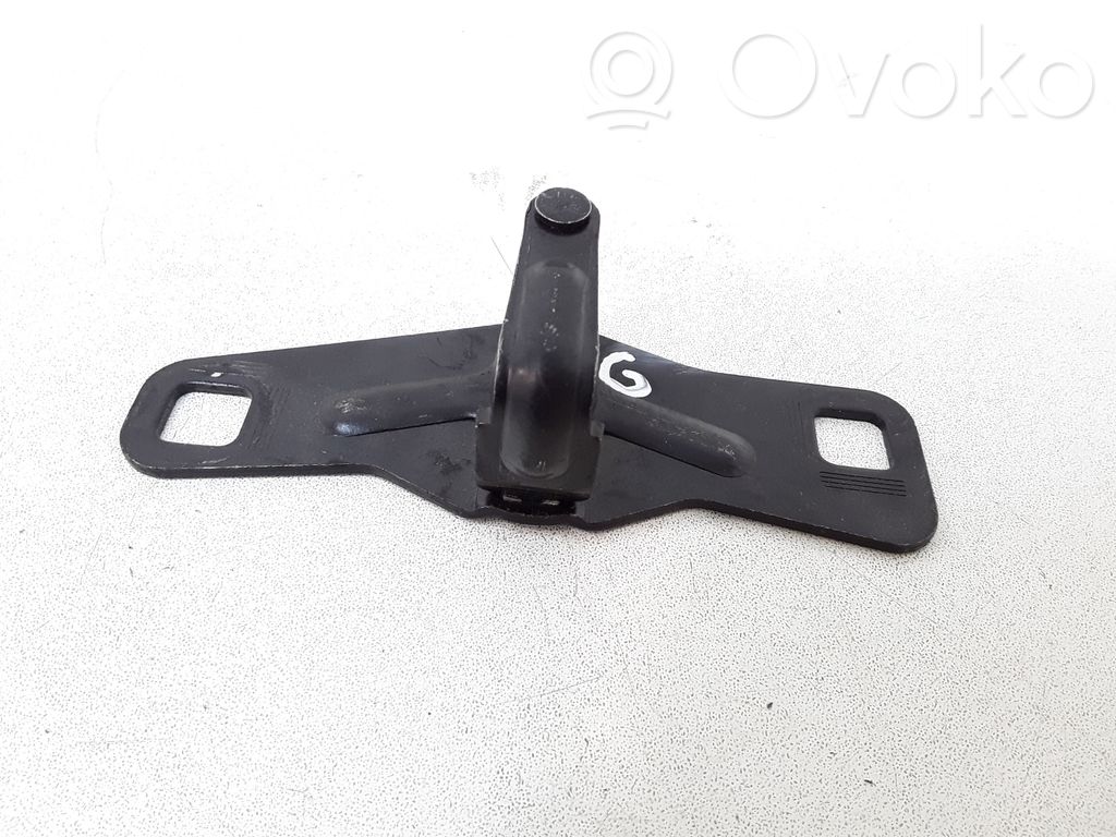 Audi A6 S6 C6 4F Loading door lock loop/hook striker 