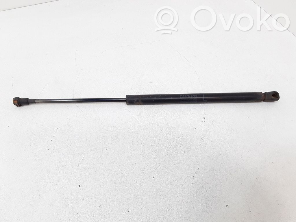 Toyota Corolla E120 E130 Tailgate/trunk strut/damper 