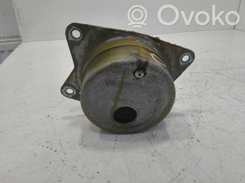Opel Vectra C Engine mount bracket 