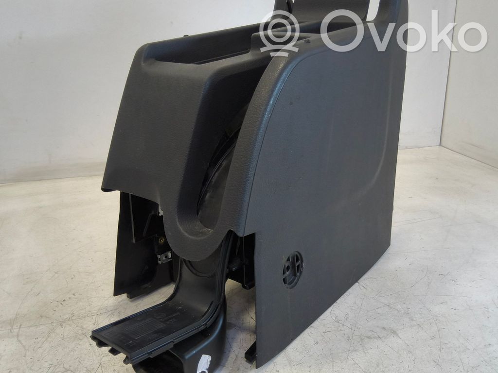 Volkswagen Golf Plus Center console 