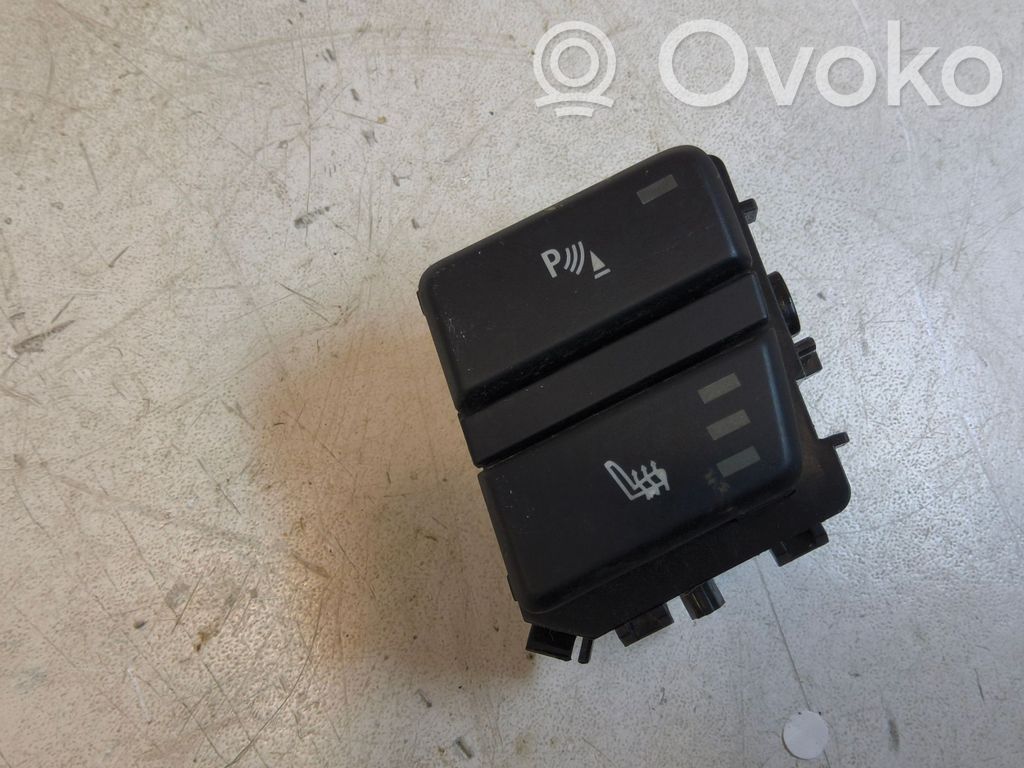 BMW 5 E60 E61 Seat heating switch 