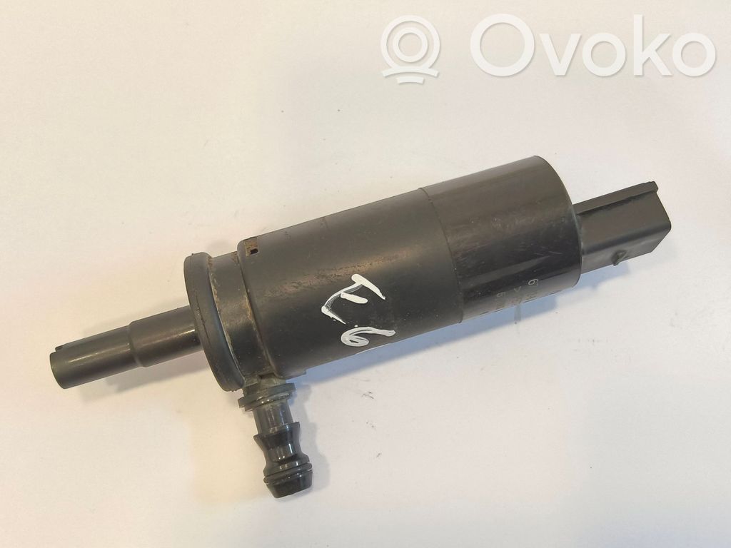 BMW 5 E60 E61 Headlight washer pump 
